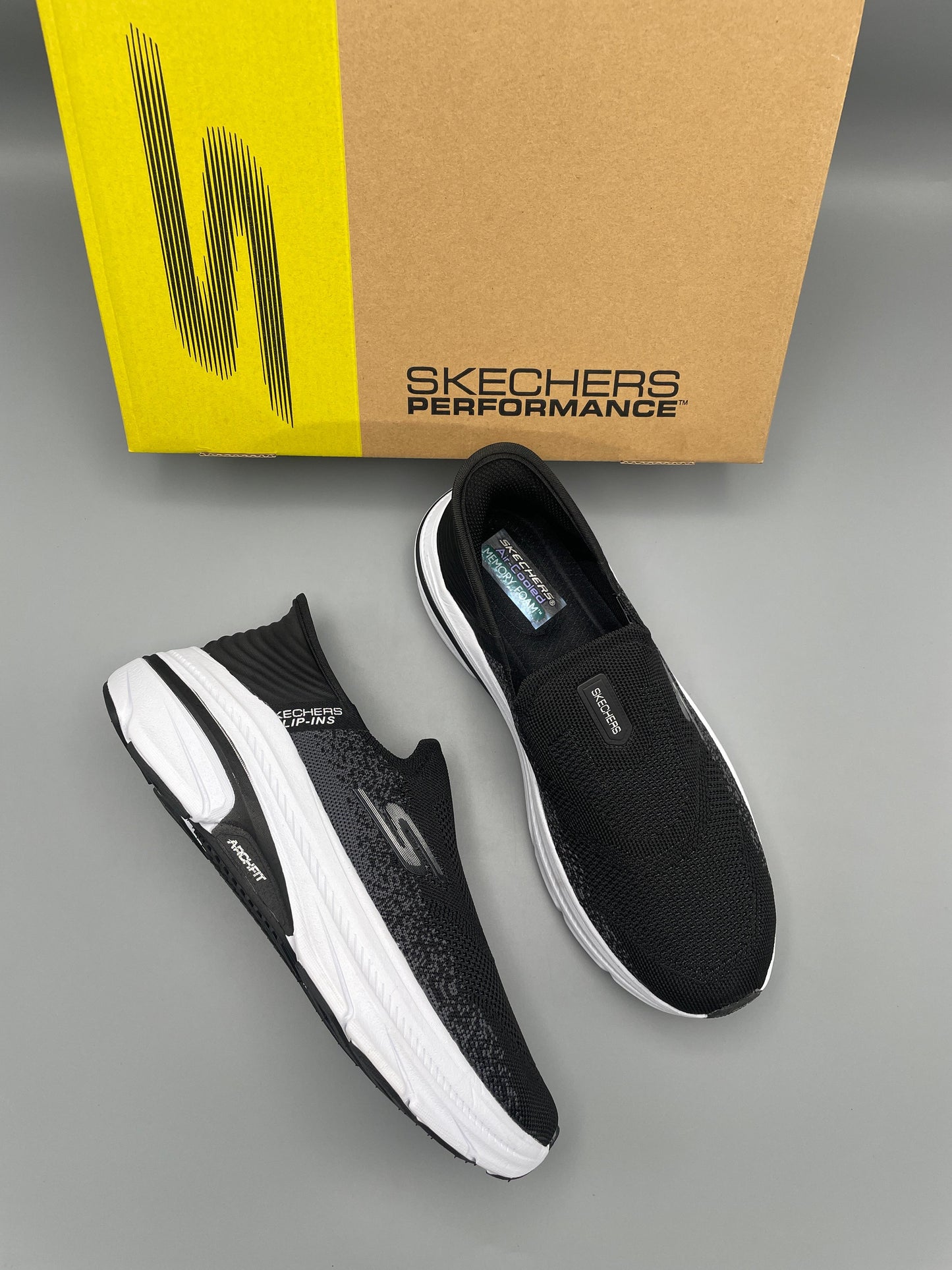 Skecher Arch-fit go walk slip in