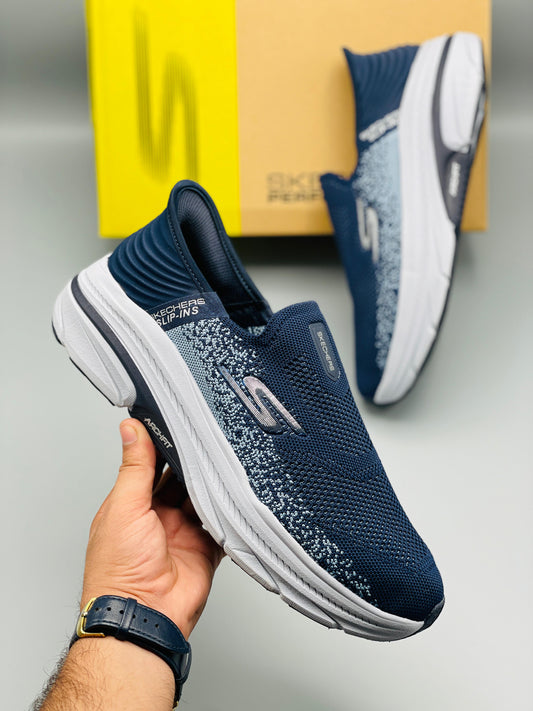 Skecher Arch-fit go walk slip in